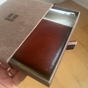 BRAND NEW Luxury Trafalgar Brown Leather Wallet